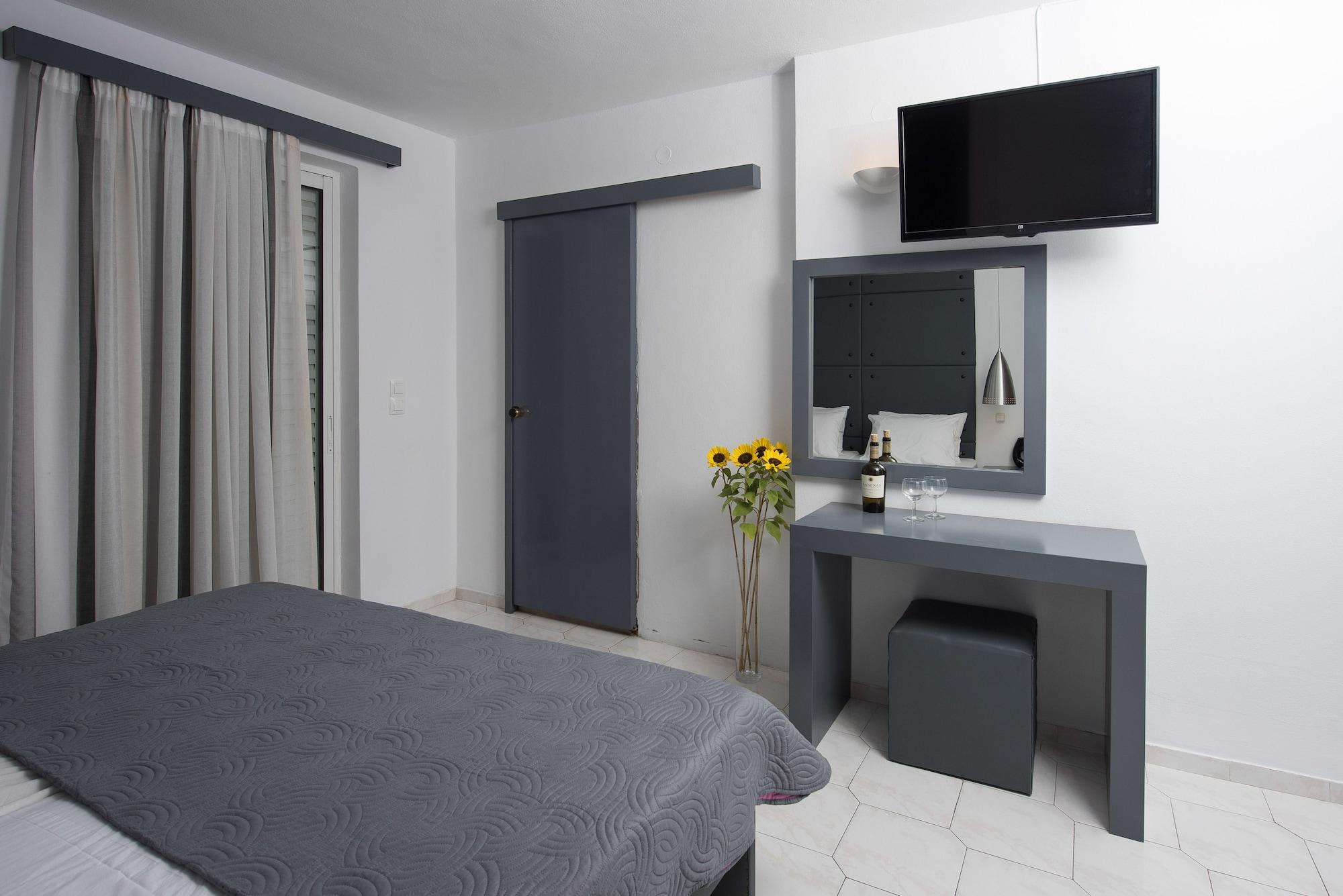 Galaxy Hotel Ierápetra エクステリア 写真