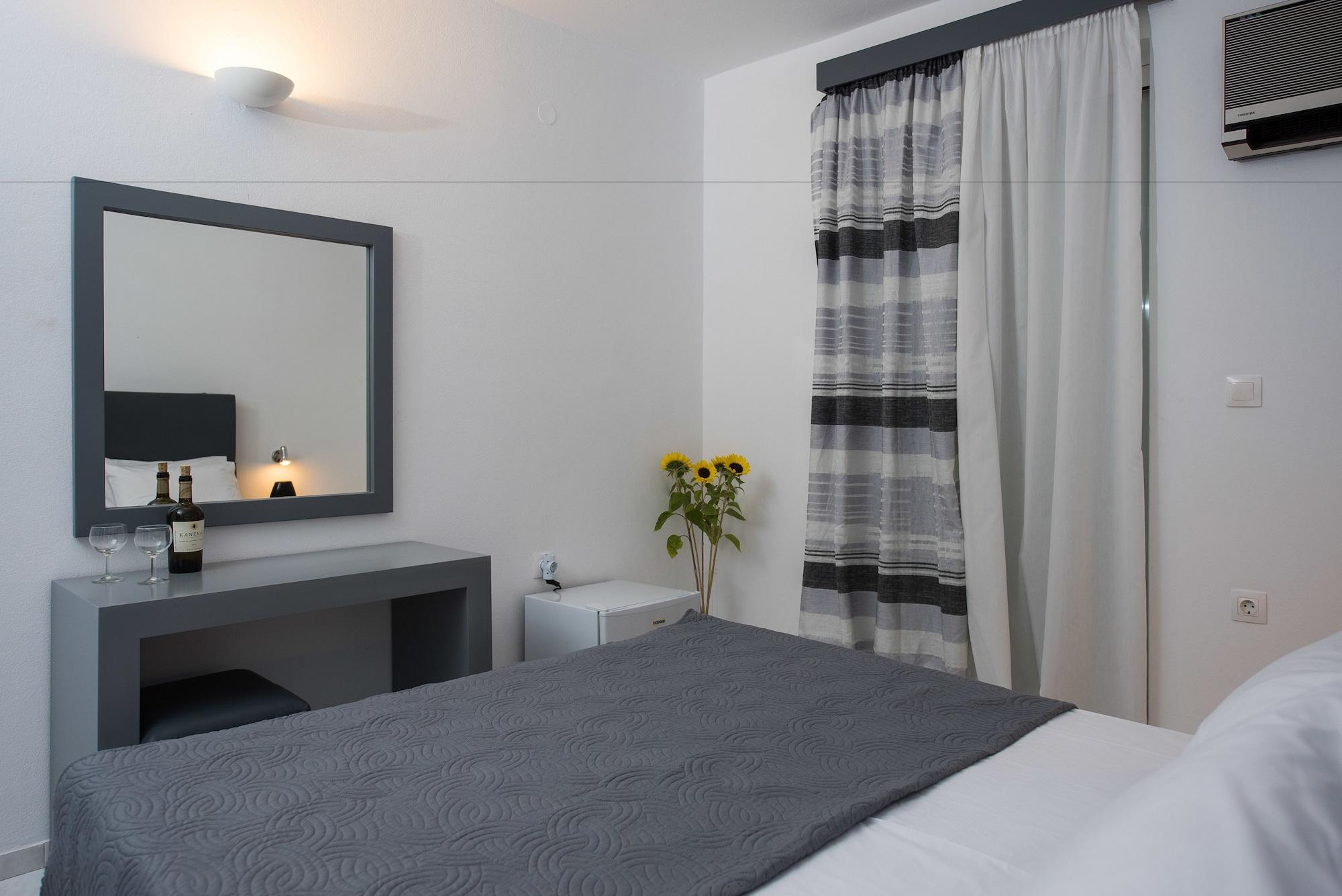 Galaxy Hotel Ierápetra エクステリア 写真