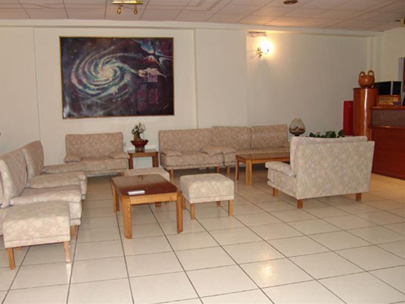 Galaxy Hotel Ierápetra エクステリア 写真