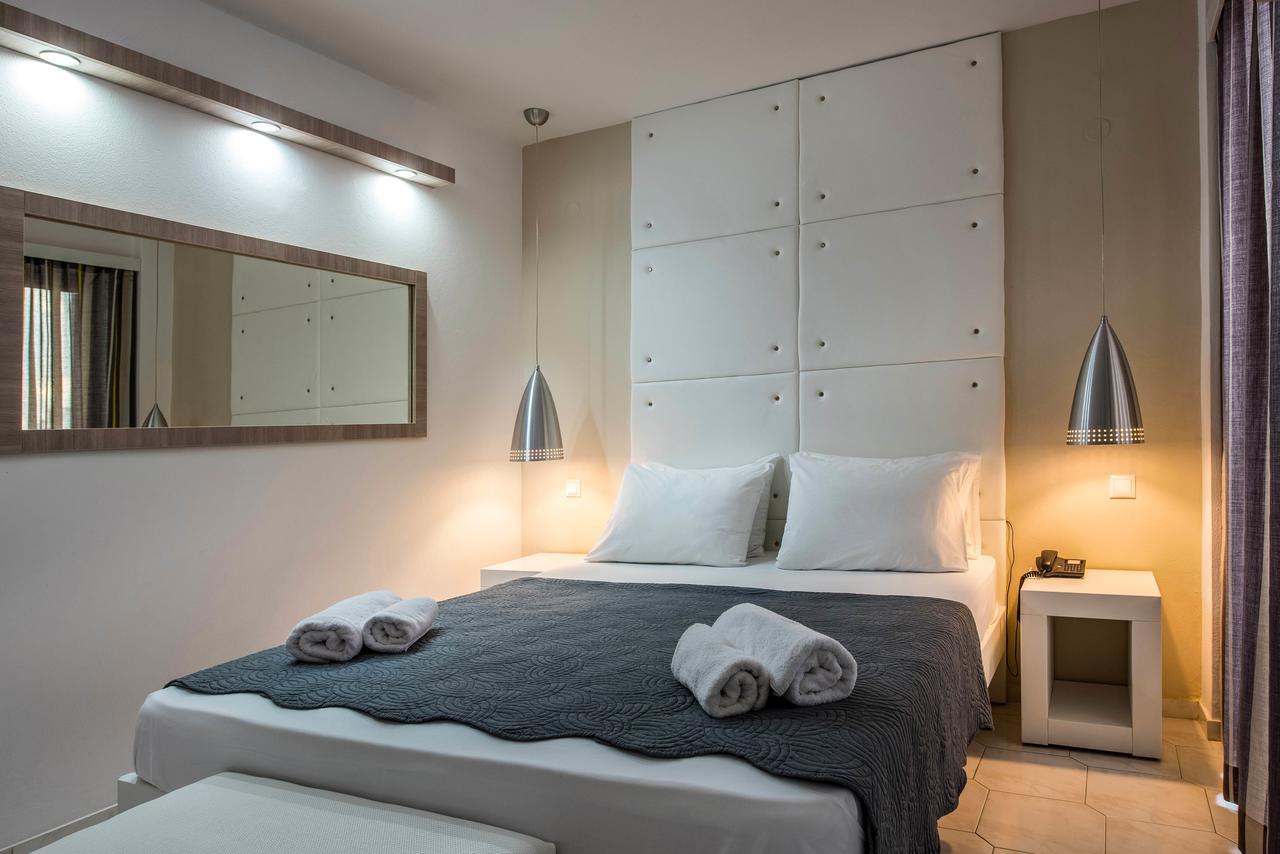 Galaxy Hotel Ierápetra エクステリア 写真