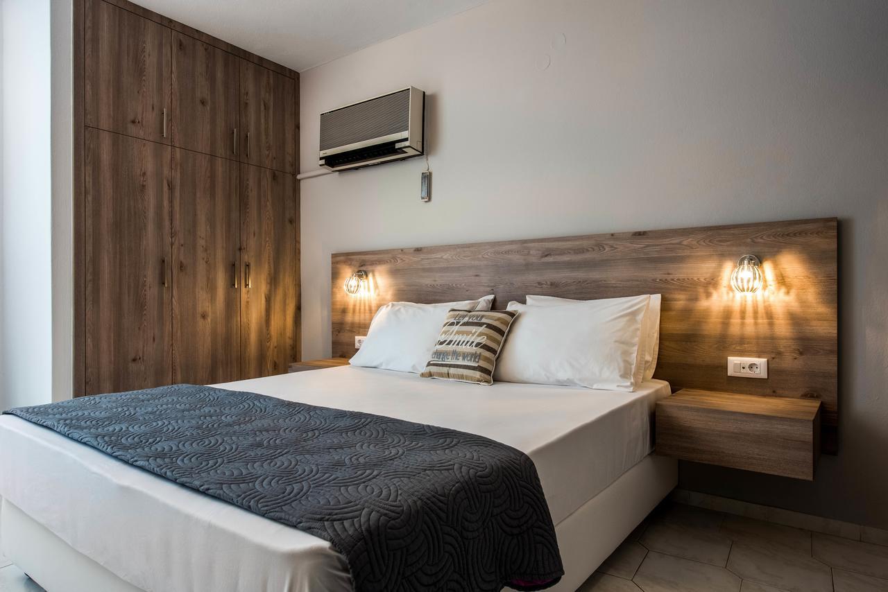 Galaxy Hotel Ierápetra エクステリア 写真